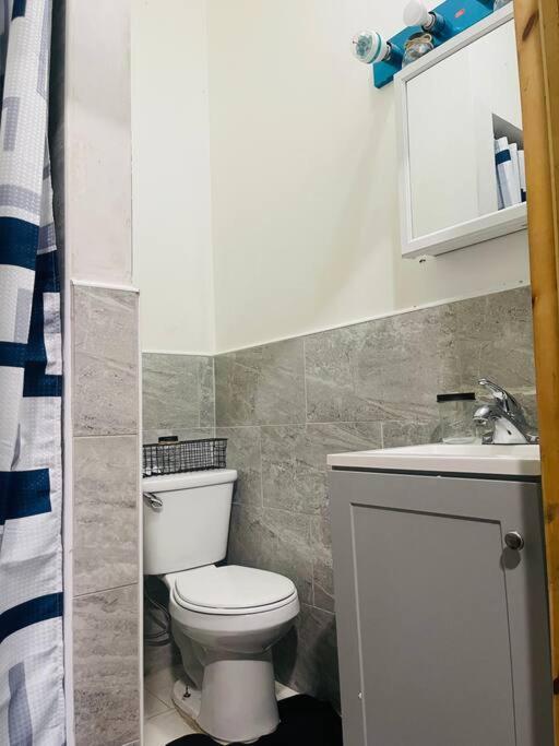 Cozy Studio Staycation - Brooklyn Close To Train Stations Nova Iorque Exterior foto